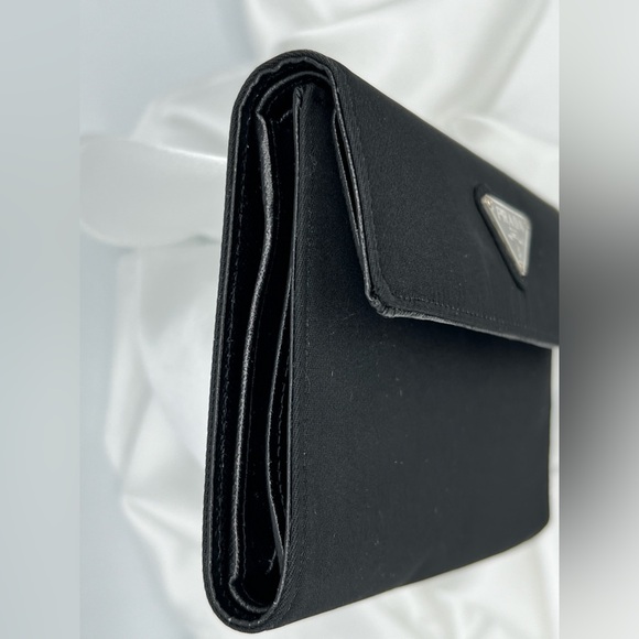 ULTIMATE PRADA Wallet + Key Holder Combo. EXCELLENT CONDITION - Picture 8 of 11